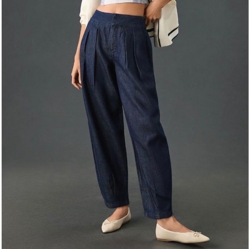 Anthropologie Pilcro Porto Pleated High Rise Tapered Jeans Denim Trousers - 28